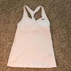 Nike Tank Top with Built in Shelf Bra!